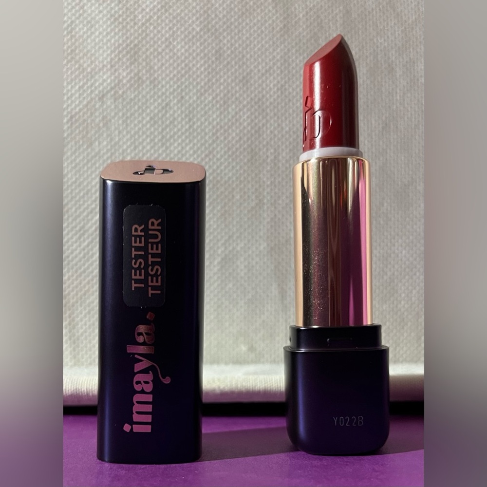 IMAYLA - Italian luxury lipstick. STORE TESTER (brand new in box) never used ππ - Picture 2 of 5